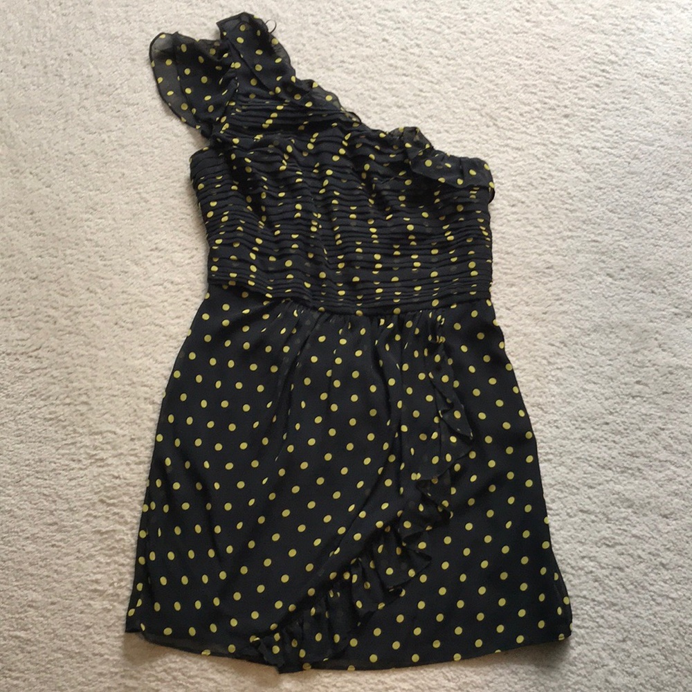 One shoulder dress.